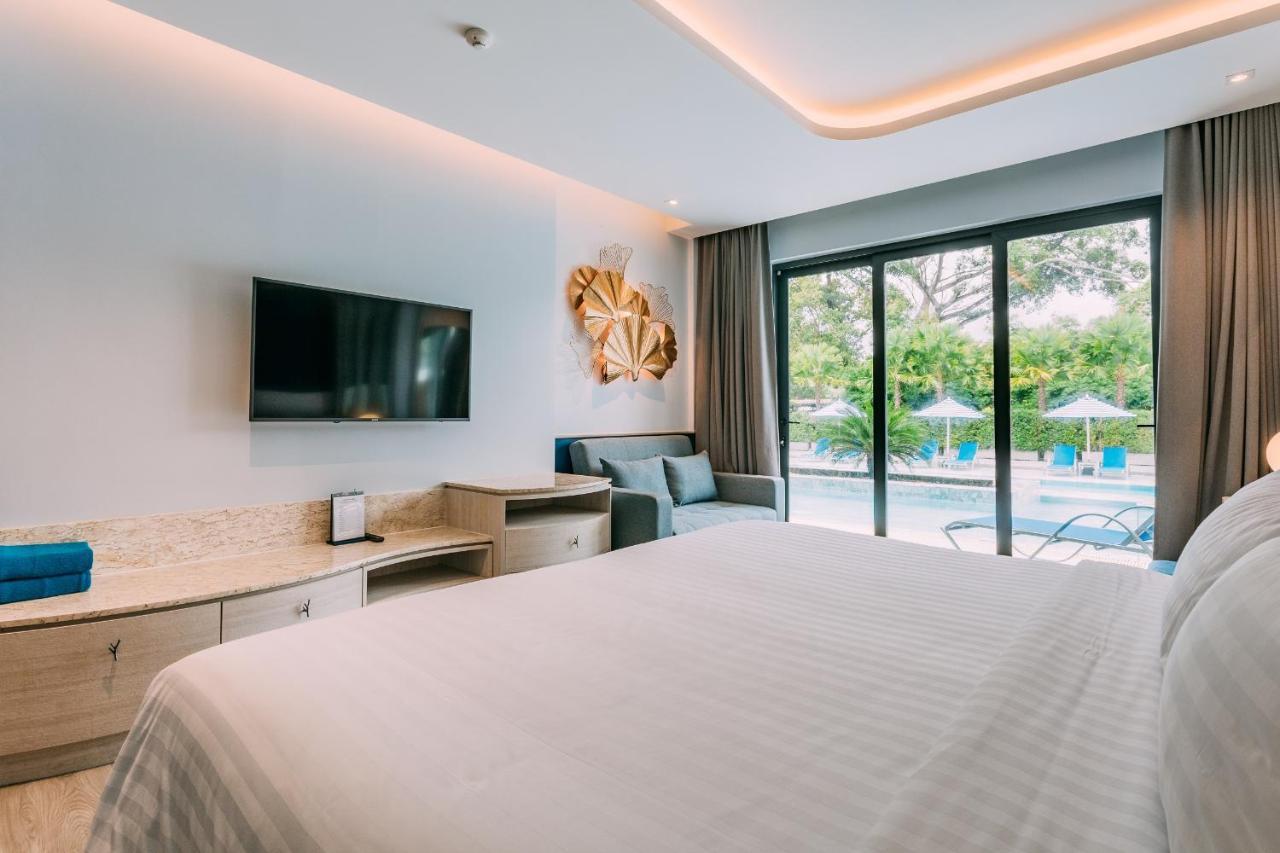 Seabed Grand Hotel Phuket - Sha Extra Plus Exterior foto Deluxe Pool Access