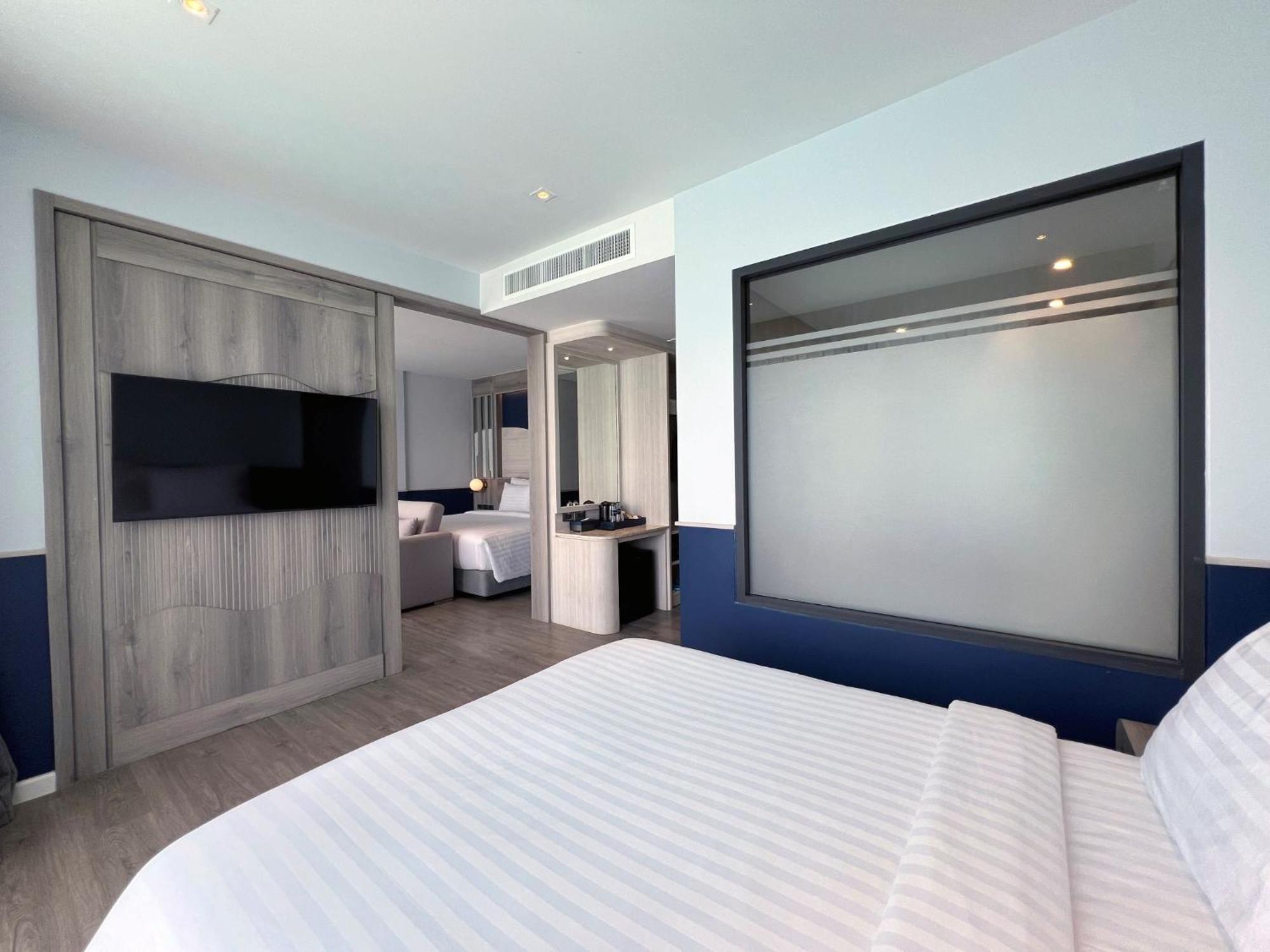 Seabed Grand Hotel Phuket - Sha Extra Plus Exterior foto Deluxe Room